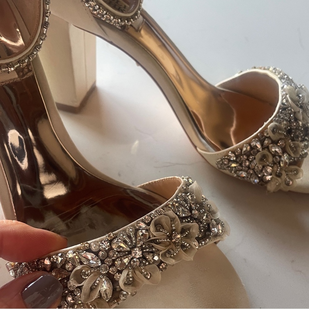 Badgley Mischka Finesse Ankle Strap Satin Crystal Rhinestone Bridal Formal Heel - Picture 14 of 14